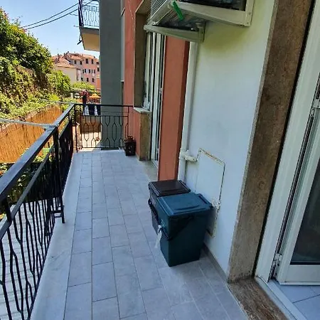 Apartman Comodo Al Mare Lerici
